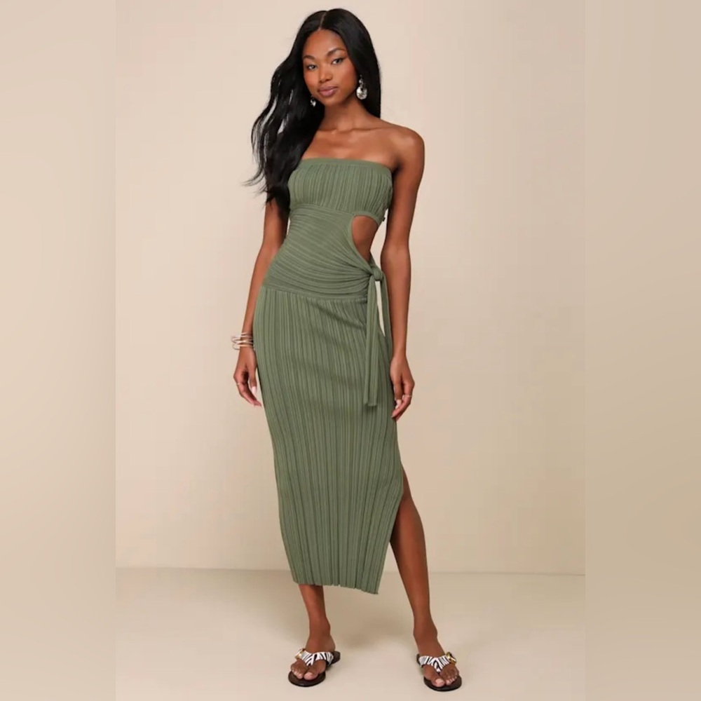 NWT Lulus sweater dress